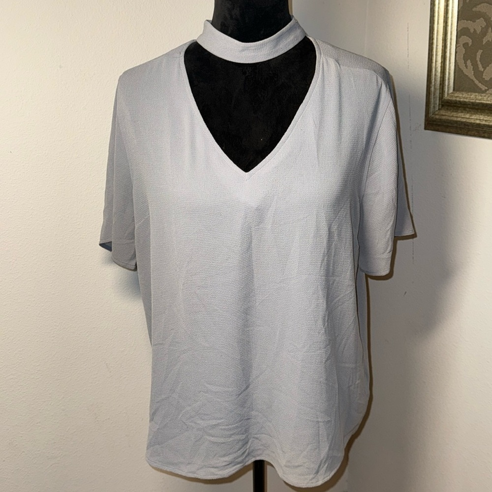 Harve Bernard high collar V neck short sleeves back zipper lightweight top Sz XL